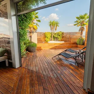 Fiftyfive-one Zuretti Aparthotel